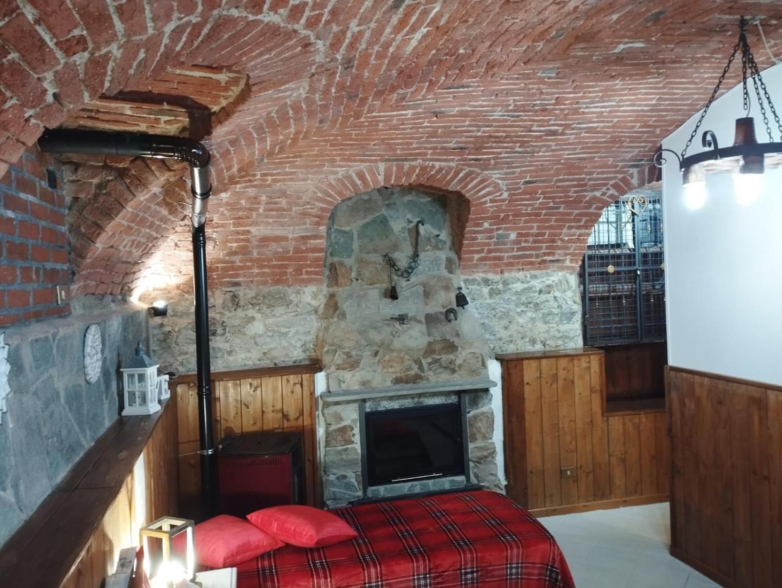 Sparone La Ghita Bed & Breakfast エクステリア 写真